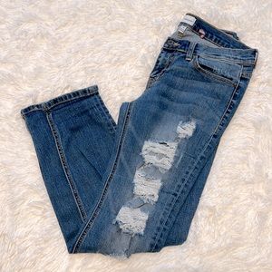 Sneak Peek - Sexy Boyfriend jeans. Perfectly worn!